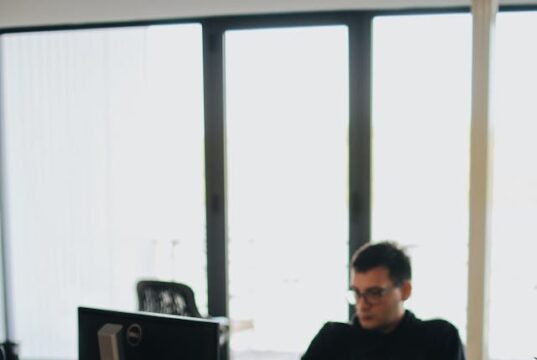 How I Compare Hosting Features Before Choosing a Provider